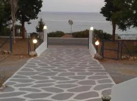 Pefkos Crystal Bay Studios and Apartments