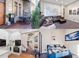Huge, Inner Sydney City 5 Bed Mansion, Near Opera House - 7 mins, villa a Sydney
