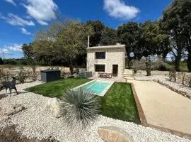 Cabanon douillet rousset les vignes