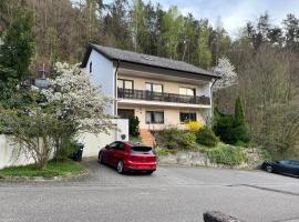 Ferienhaus zur Glockenhornquelle, hotel v destinaci Hinterweidenthal