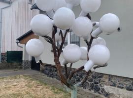 U Skleněného stromu, hotel v Kamenickém Šenově
