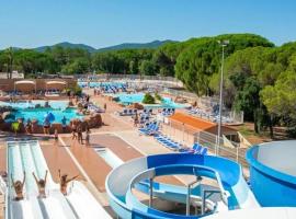 Mobil-home au camping 5 étoiles L'Oasis Village - Montana Parc, hotel di Puget-sur Argens