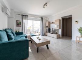 Modern spacious apartment located in Piraeus (B8), hótel í Piraeus