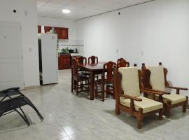 LA TOSCANA, alojamiento temporario, hotel en Las Lomitas