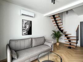 LOFT Apartments, hotel en Piotrowice
