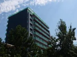 DreamSide Aparthotel