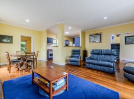 Holly's Beach House by the BnB Collection, hotel v destinaci Emu Point