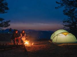 Koti Resort Shimla, a member of Radisson Individuals Retreats, golfový hotel v destinaci Šimla