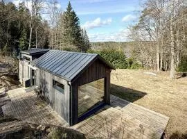 Lovely Home In Tollered With Lake View