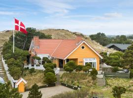 Lovely Home In Fanø With Sauna, hotel with hot tubs in Fanø