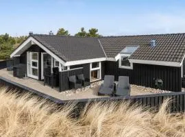 Awesome Home In Blåvand With Sauna
