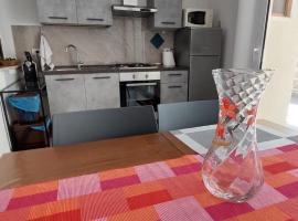 Casa vacanza Salento, hotel en Aradeo