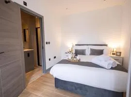 New London 2 Bedroom, 2 Bathroom Flat