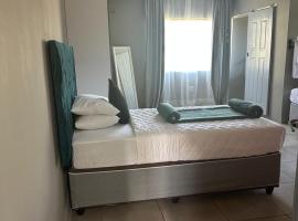 Tranquil Retreat Guest House, hotel v destinaci Richards Bay