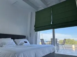 Ambrosia by Dia sea view apartment