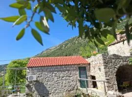 Cottage Melita the Apartment for Animal Lovers