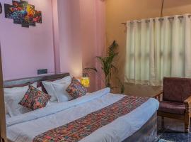 Homestay in Varanasi near ghats by The Holy Meander, hotell i Varanasi