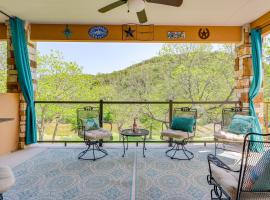 뉴 브라운펠스에 위치한 호텔 Rio Vista Condo Direct Guadalupe River Access!