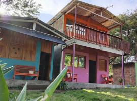 hostal piedra grande, hotel in Altagracia