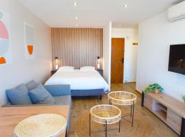 Studio cosy devant RER B TGV Massy SNCF, hotel a Massy