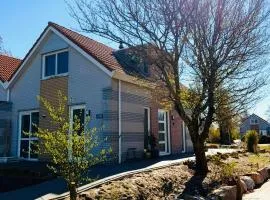 Prachtige vakantievilla aan IJsselmeer Makkum