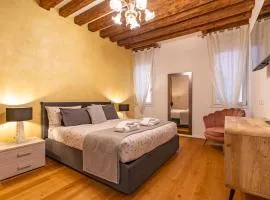 G&S - HouseVenice Center