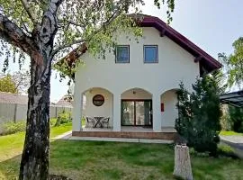 Casa Blanca Apartman III