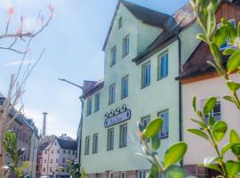 Haus99 Budget Pension & Apartments