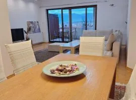 Quiet, Family-Friendly House with Garden & Parking