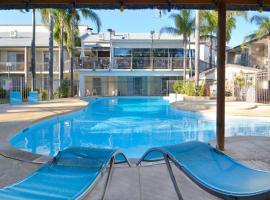 Mandurah Motel and Apartments: Mandurah şehrinde bir motel