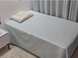 Suíte privativa de alto padrão, hotel in Água Boa