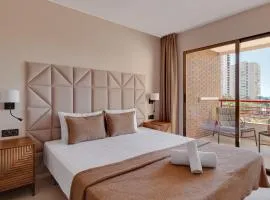 Gerona Square Apartment
