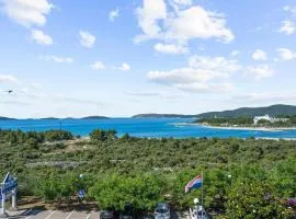 Lovely Apartment In Sibenik With Sauna