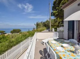 1 Bedroom Gorgeous Home In Castellabate