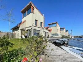3 Bedroom Lovely Home In Heeg