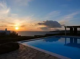Stylish Mykonian apartment Semi-Private huge Pool