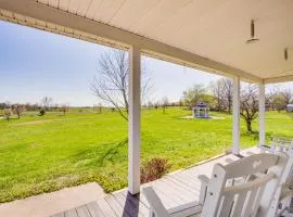 Fire Pit and Gazebo Rural Warrensburg Getaway!
