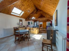 Appartement dans les vignes, hotel v destinaci Chamery