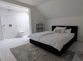 Luxrem 5 Apartments Skyline