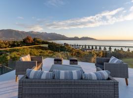 Sleek, Elevated Views, Hidden, hotel v destinaci Kaikoura