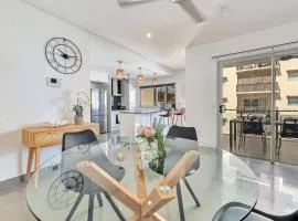 Darwin Inner City Oasis 2 Bed Apt
