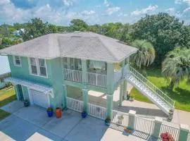New! Iguana Palms - Private beach - Pet Freindly!