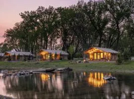 Sankoty Lakes Resort - Cabins & RV Park - Peoria Spring Bay