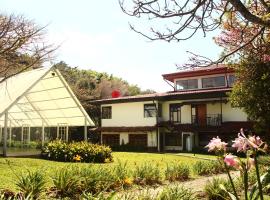 Victorian House, bed & breakfast σε San Isidro