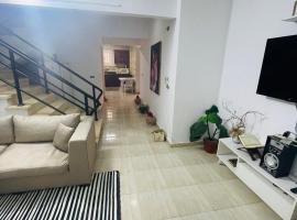 Marseilia beach2 فيلا النرجس, hotel in Dawwār Abū Maḩrūs