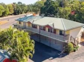 Agnes Palms Motel