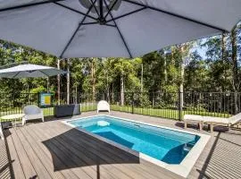 The Falls Hideaway: Pool Firepit & Outdoor Bliss