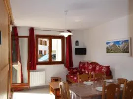 Appartement cosy avec terrasse et parking sous-terrain à Aussois - FR-1-508B-27