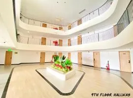 Apartment with sea view from bed, 5 star resort 1N