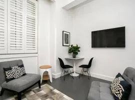 CLDN4- Studio in Central Sydney CBD with Pool